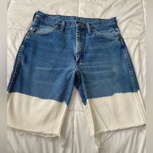 Vintage Wrangler distressed bleach dip shorts